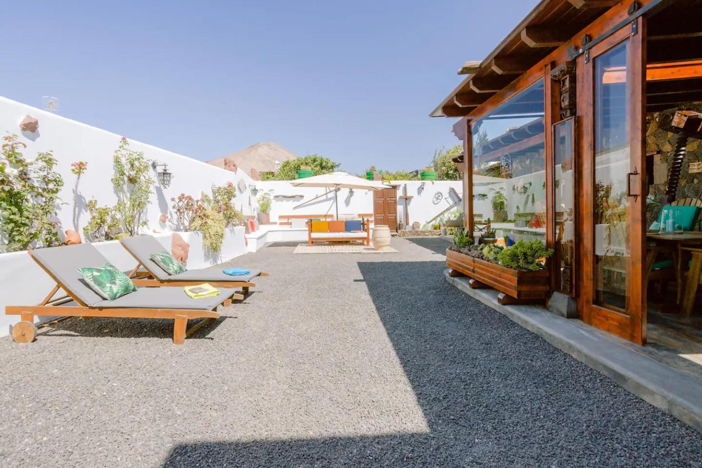Hostal Casa Emblemática Garaday Lanzarote Tinajo Exterior foto